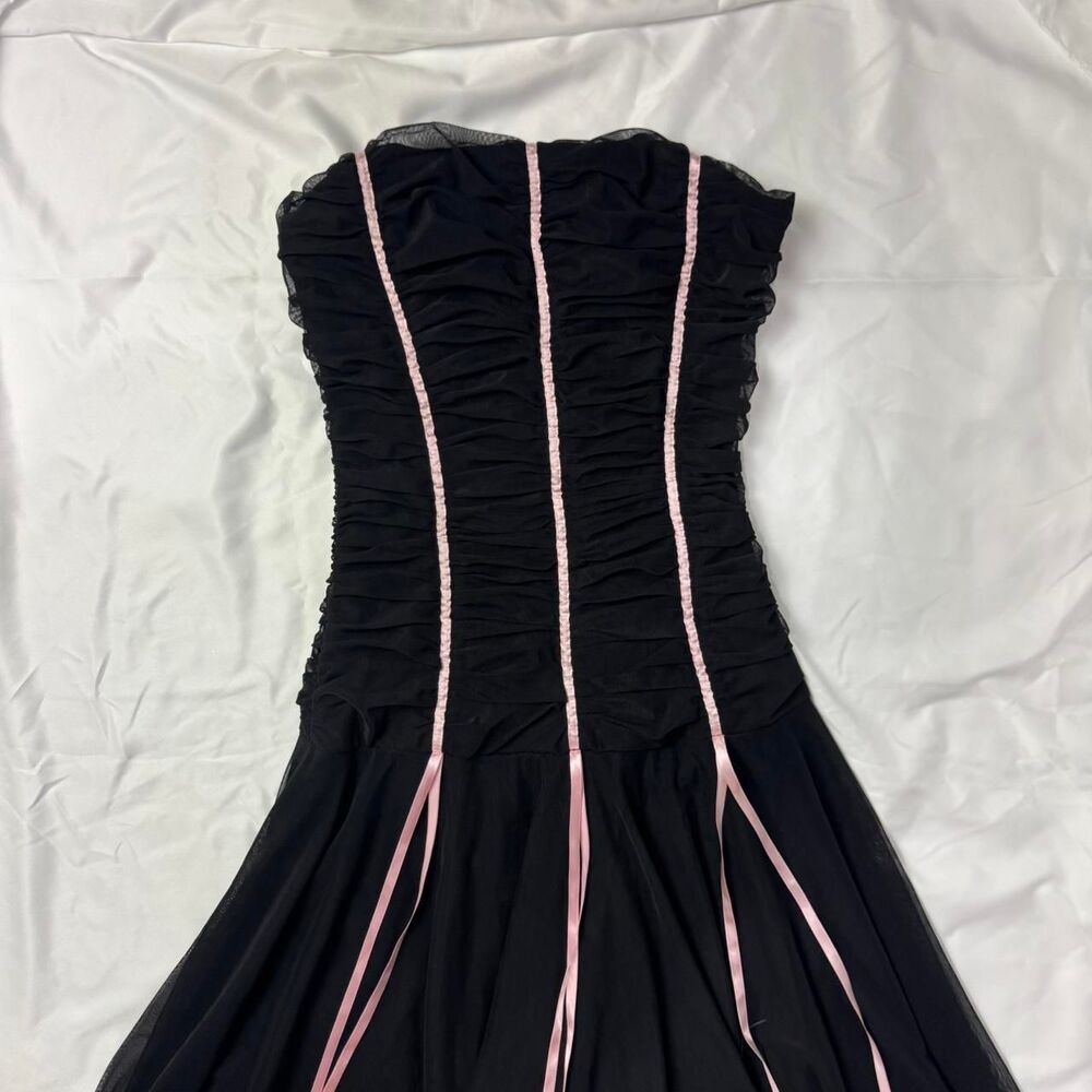 Ariella Vintage Black & pink ruffle corset style mesh prom midi dress with lace